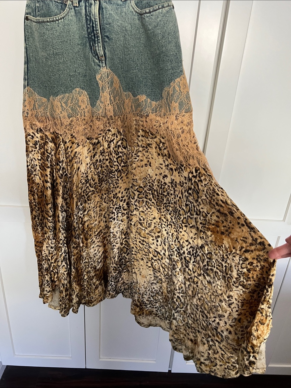 VTG Newport News Jeanology Denim Leopard Lace Maxi Skirt Size 2P Y2K Boho - Picture 5 of 7